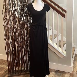 Warehouse definitive size  black T-shirt dress elastic waist